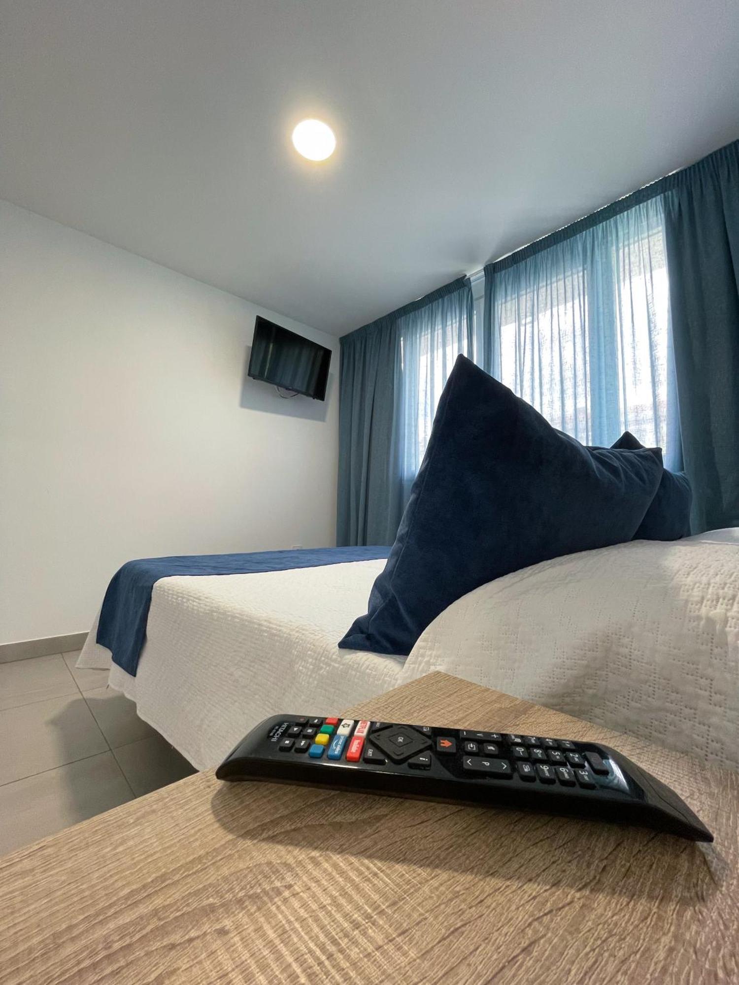 Apartamentos Lusitania Parking Gratis Bajo Disponibilidad Mérida Ngoại thất bức ảnh